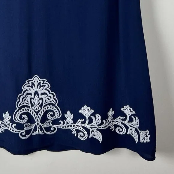 2/$30 Nwt Lulu's Embroidered Navy mini shift dress Large - Picture 9 of 9